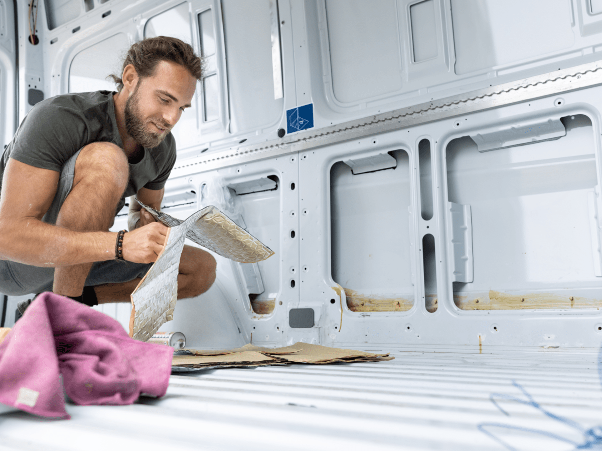 🤑 Budget-Friendly Van Conversion Ideas: How to Start Van Life Without Breaking the Bank&nbsp;🛠️
